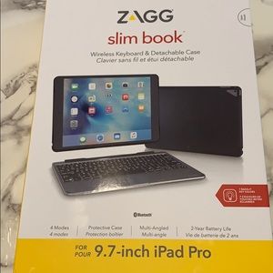 Zagg Slimbook keyboard case for 9.7 inch iPad
